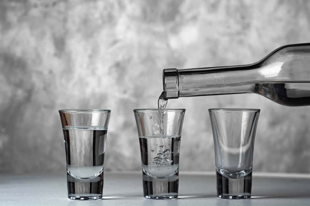 how-to-drink-vodka-straight-all-you-need-to-know-dinewithdrinks