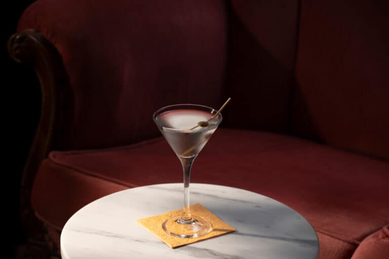 What Makes a Martini Dry? (Martini Dryness Guide) DineWithDrinks