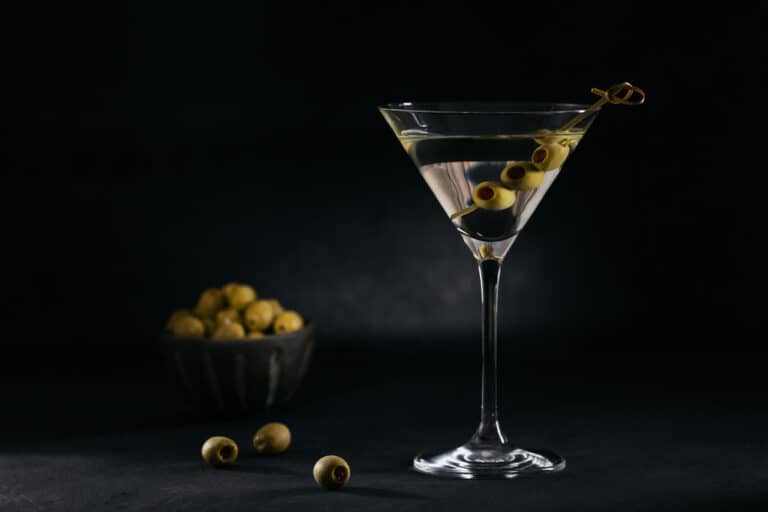 What Makes a Martini Dry? (Martini Dryness Guide) DineWithDrinks