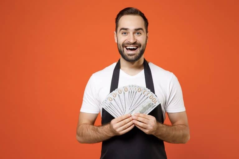 How Much Do Bartenders Really Make? (Salary & Tips) DineWithDrinks
