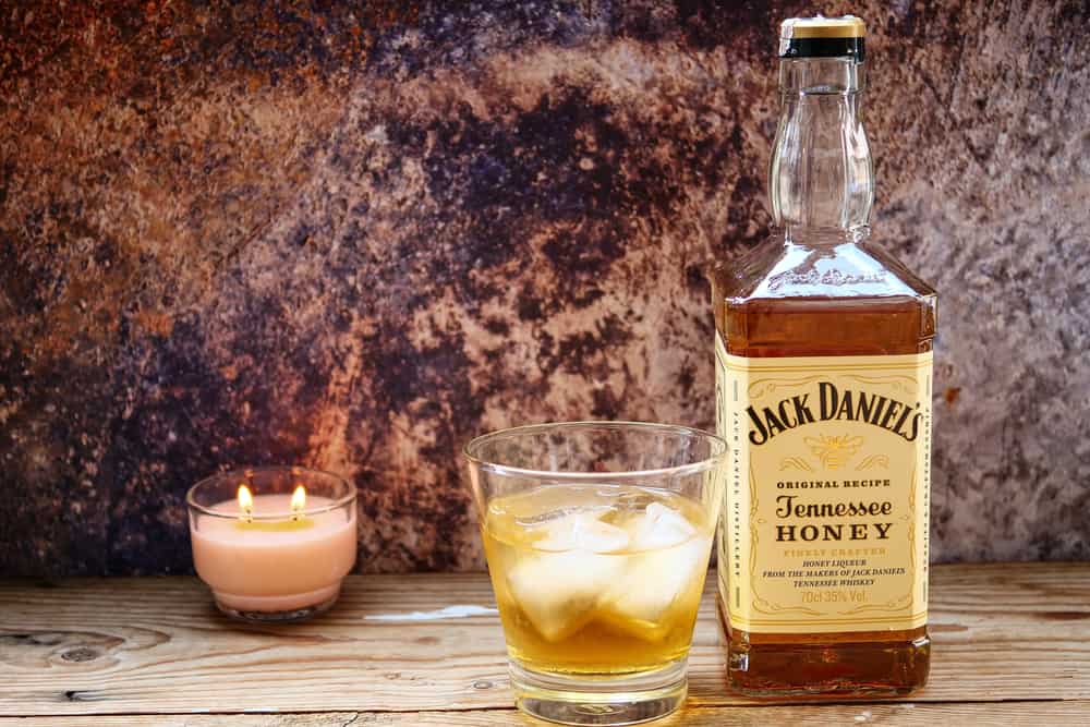What Does Jack Daniel’s Honey Taste Like?