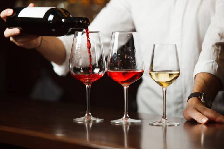 What To Drink Before Singing And What To Avoid DineWithDrinks what-to-drink-before-singing-and-what-to-avoid-dinewithdrinks