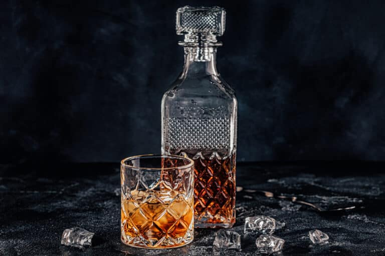 What Does a Whiskey Decanter Do? (Top 5 Purposes) DineWithDrinks