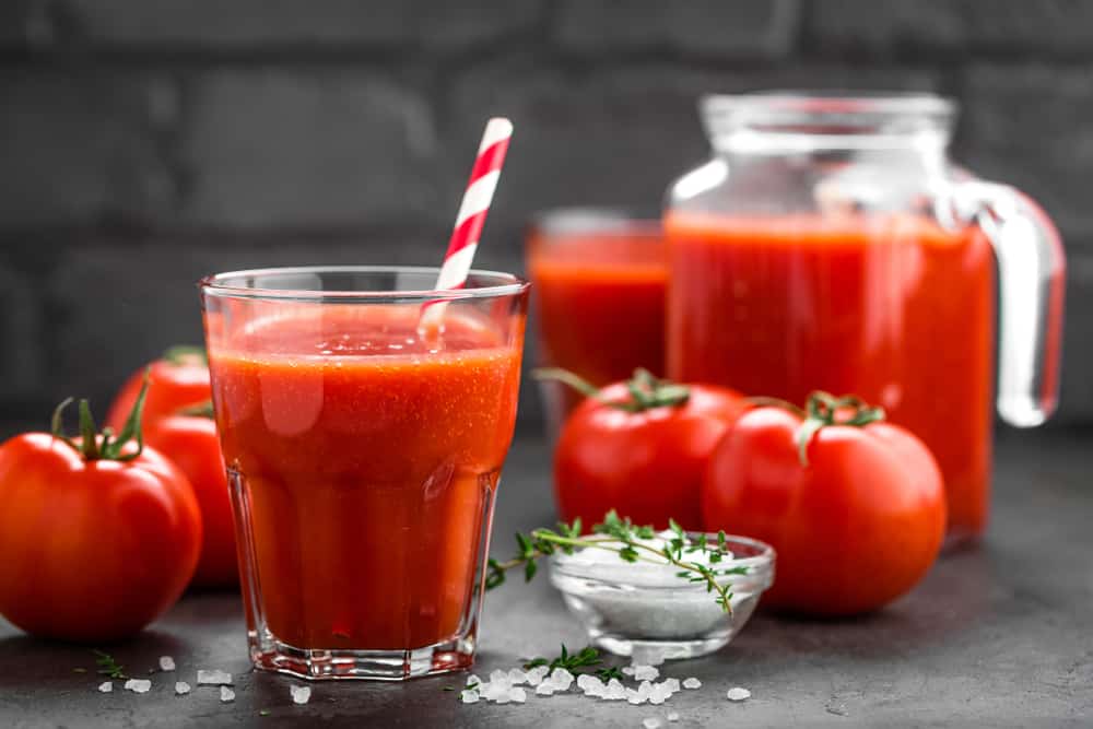 How Much Tomato Juice Should You Drink A Day?