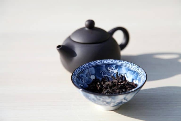 A Beginner’s Guide to Drinking Better Oolong Tea DineWithDrinks