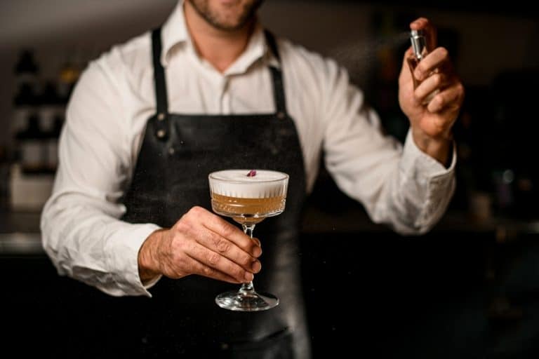 how-to-become-a-bartender-in-illinois-dinewithdrinks