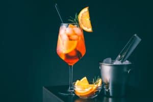What Does an Aperol Spritz Taste Like? DineWithDrinks