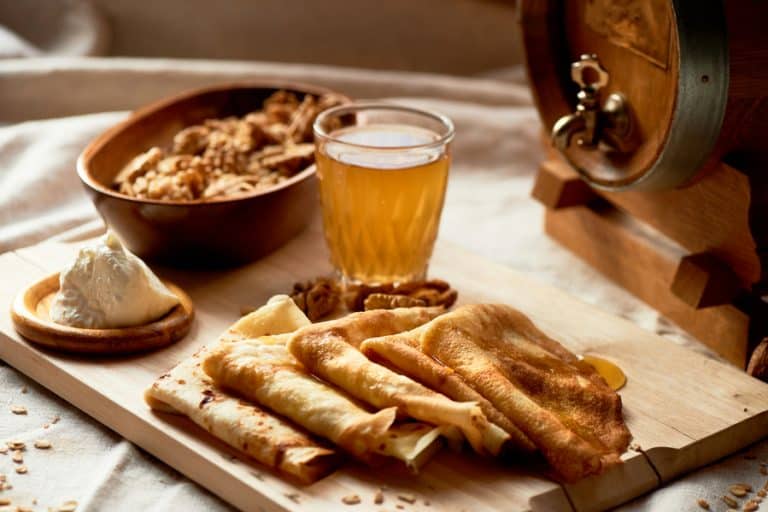 How To Drink Mead the Right Way (Ultimate Guide) DineWithDrinks