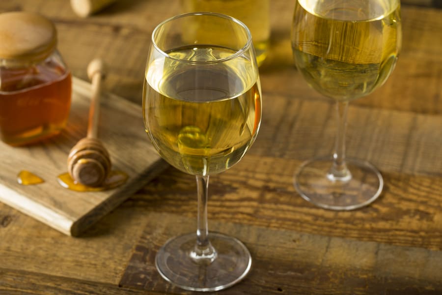 What Is Mead? Everything You Need To Know DineWithDrinks