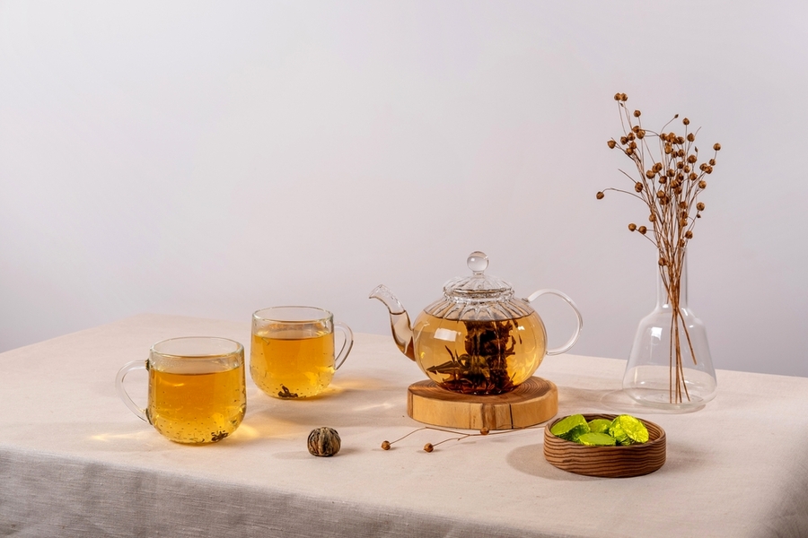 When To Drink Oolong Tea? (+ 5 Ways To Prepare It) DineWithDrinks