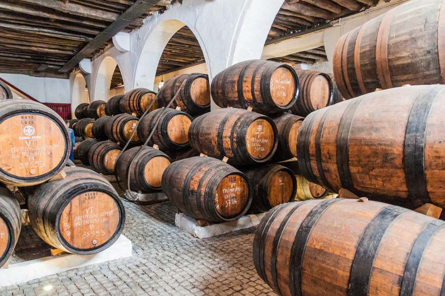 How To Clean The Inside Of A Whiskey Barrel