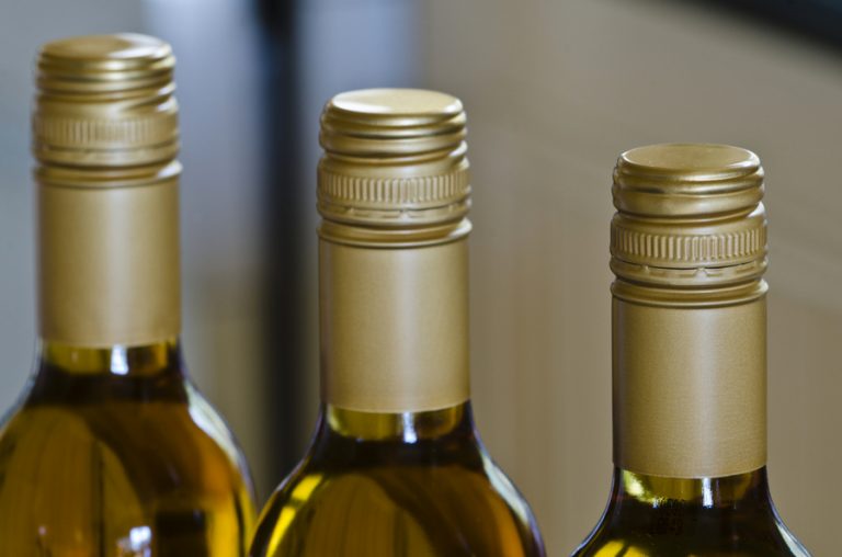 How Long Does Unopened Screw Cap Wine Last? DineWithDrinks