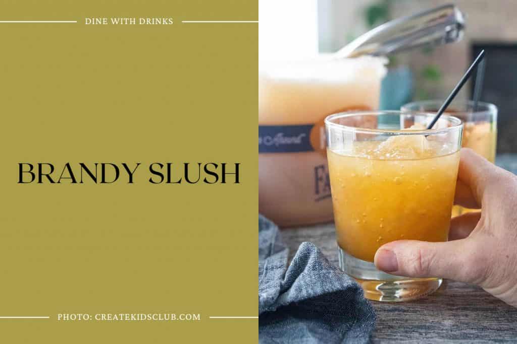 26 Holiday Slush Cocktails to Get Your Party Started! | DineWithDrinks