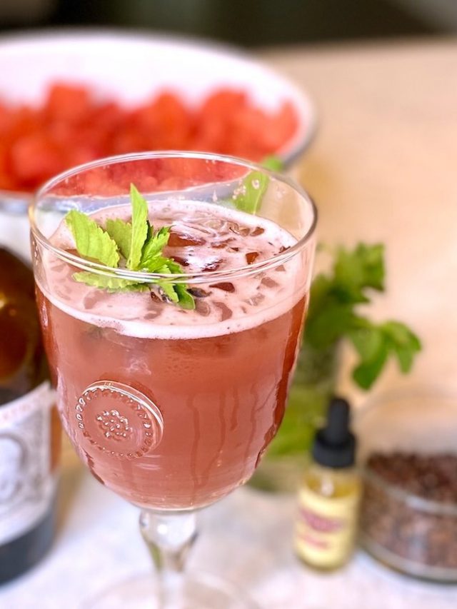 19 Aphrodisiac Cocktails to Turn Up the Heat in Your Love Life