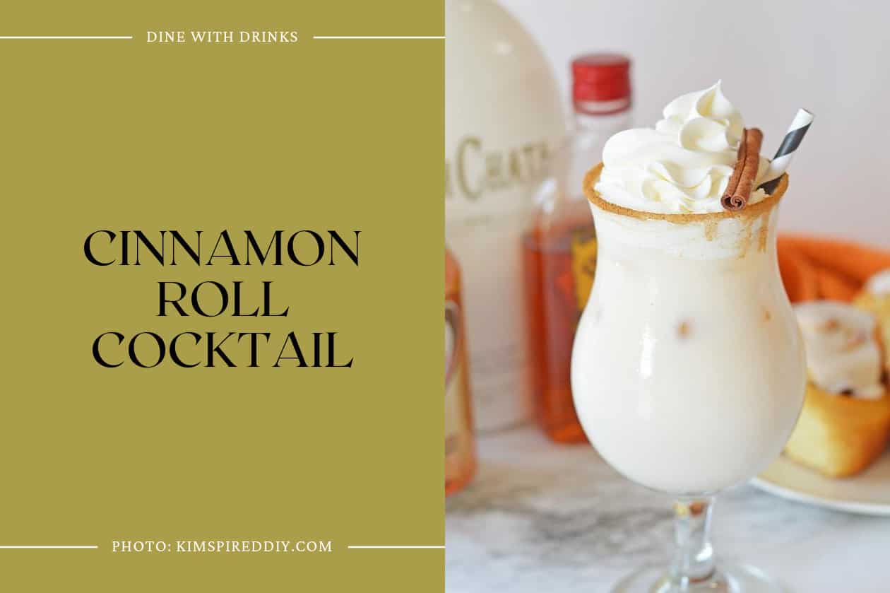 Cinnamon Roll Cocktail