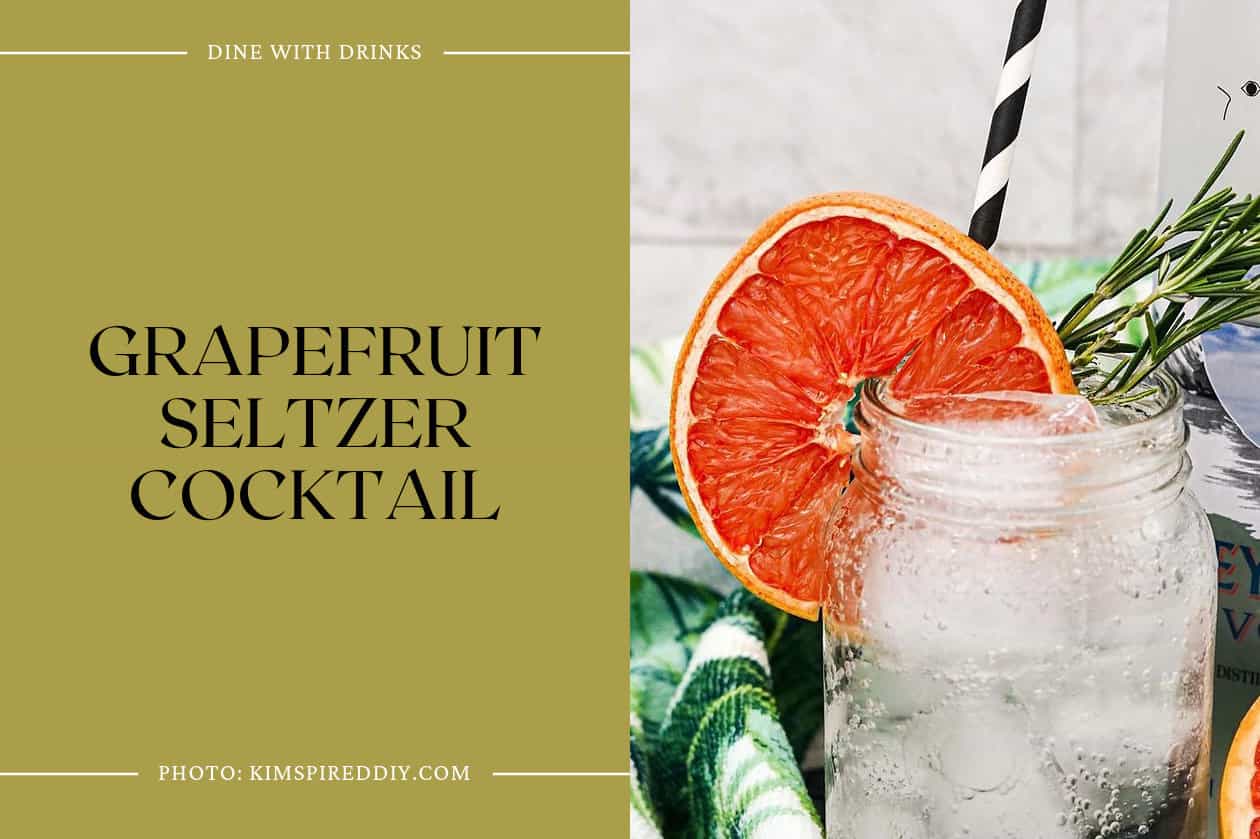 Grapefruit Seltzer Cocktail