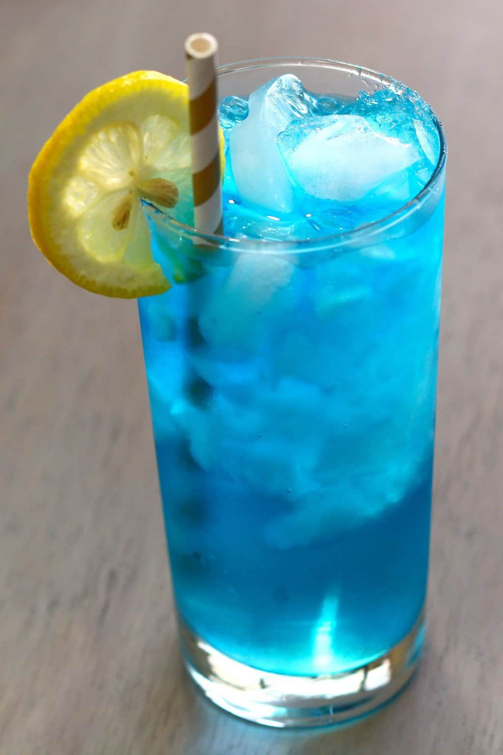 26 Blue Curacao Cocktails to Brighten Your Day (and Night!)