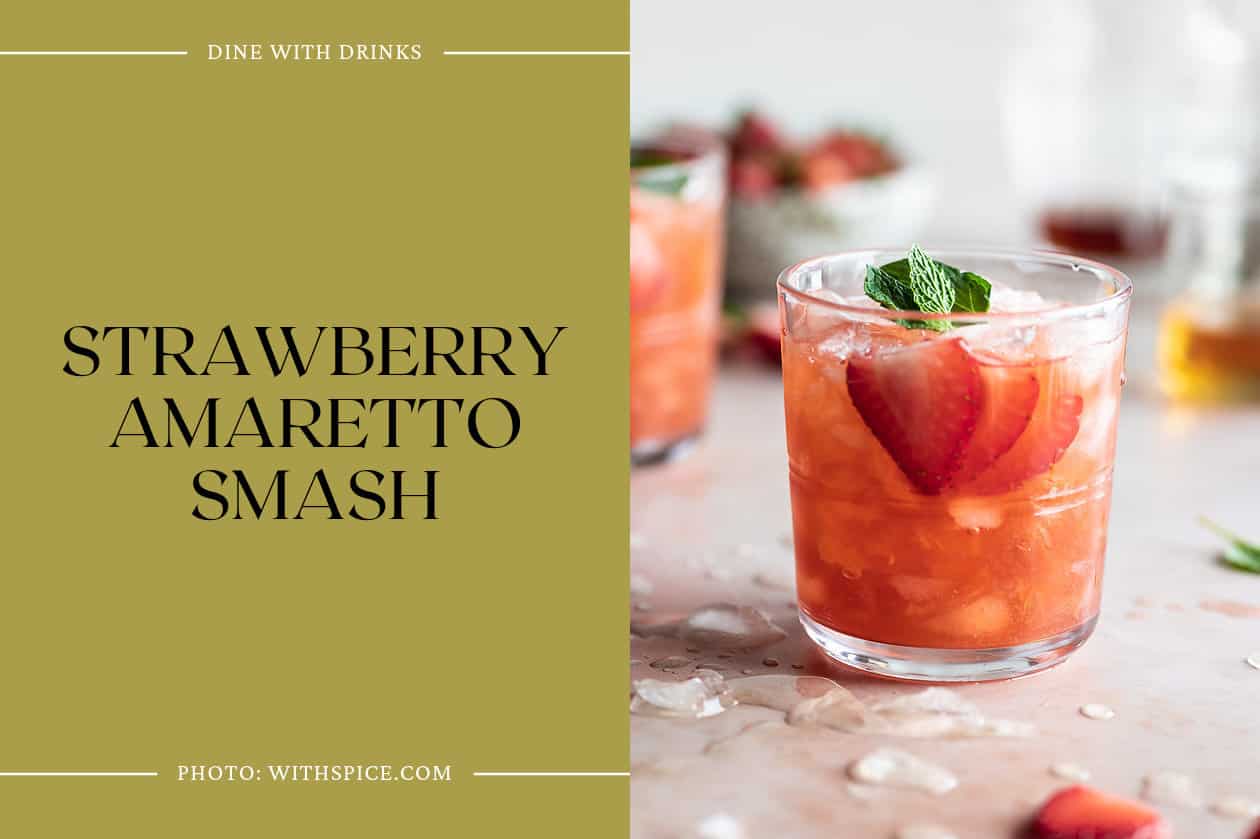 Strawberry Amaretto Smash