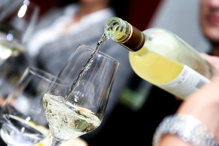 Is Pinot Grigio a Dry or Sweet Wine? DineWithDrinks