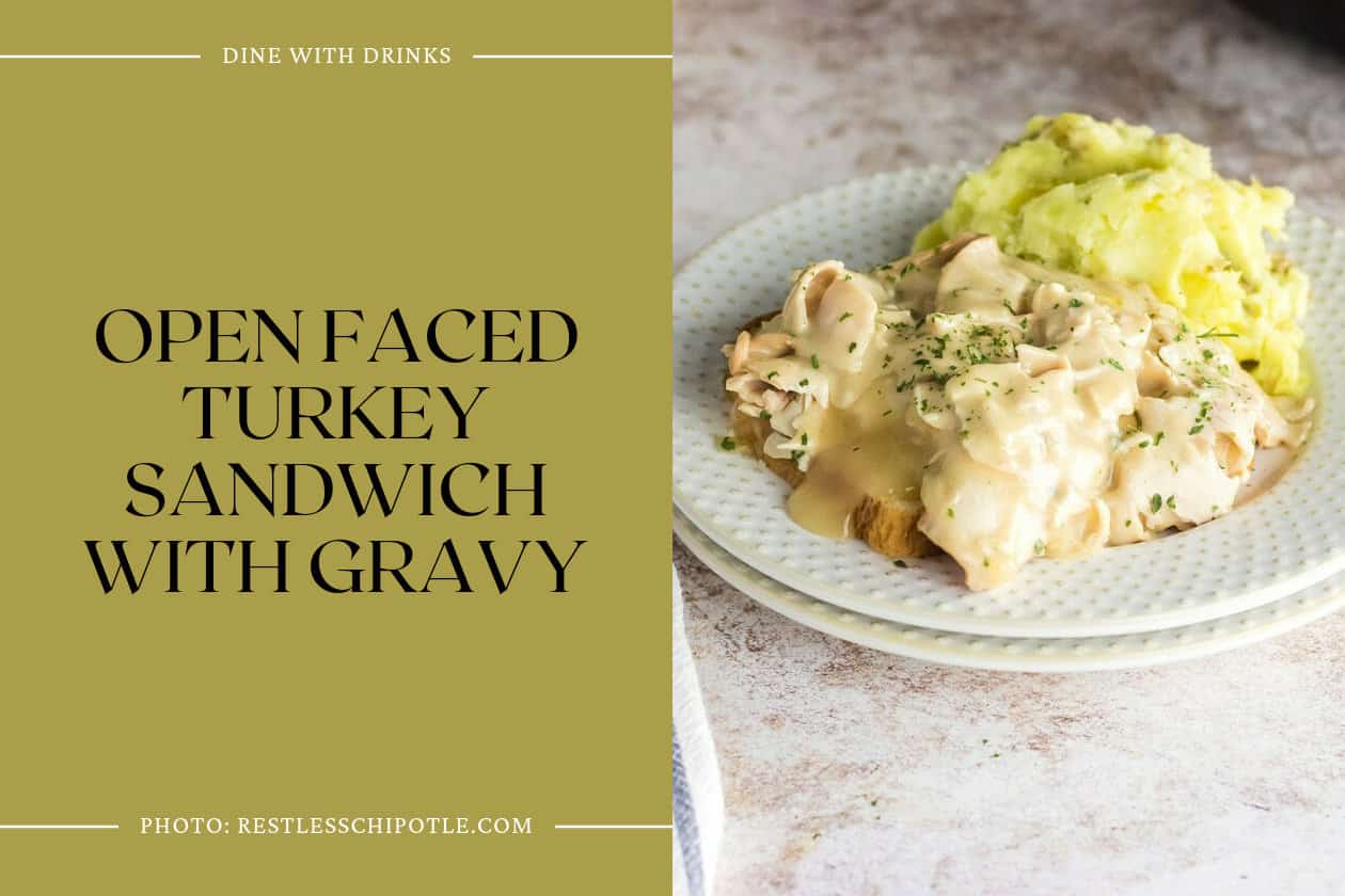 Open Faced Turkey Sandwich With Gravy