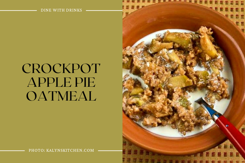 Crockpot Apple Pie Oatmeal