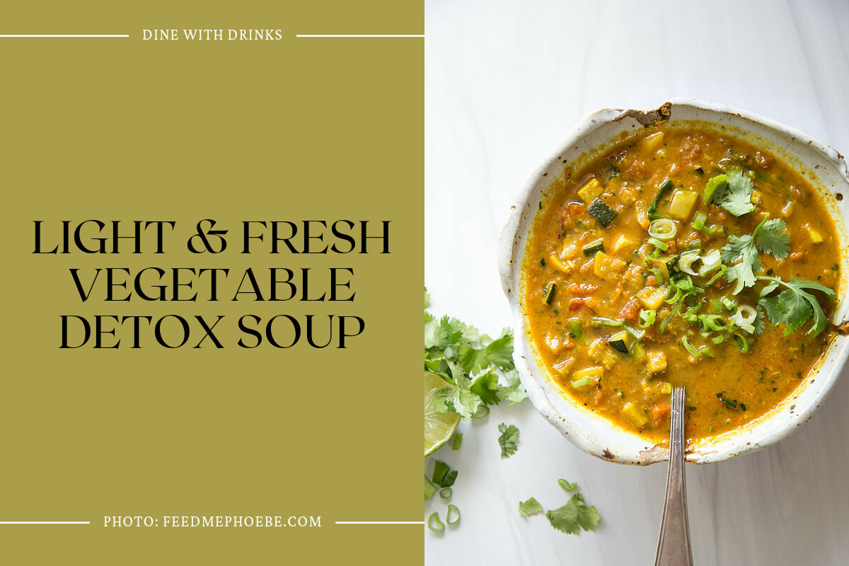 Light & Fresh Vegetable Detox Soup