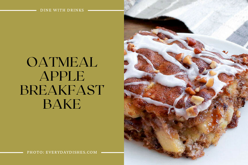 Oatmeal Apple Breakfast Bake