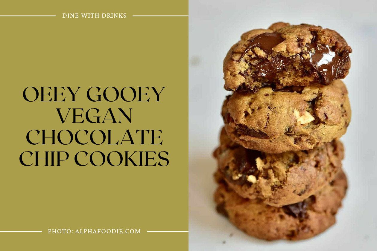 Oeey Gooey Vegan Chocolate Chip Cookies