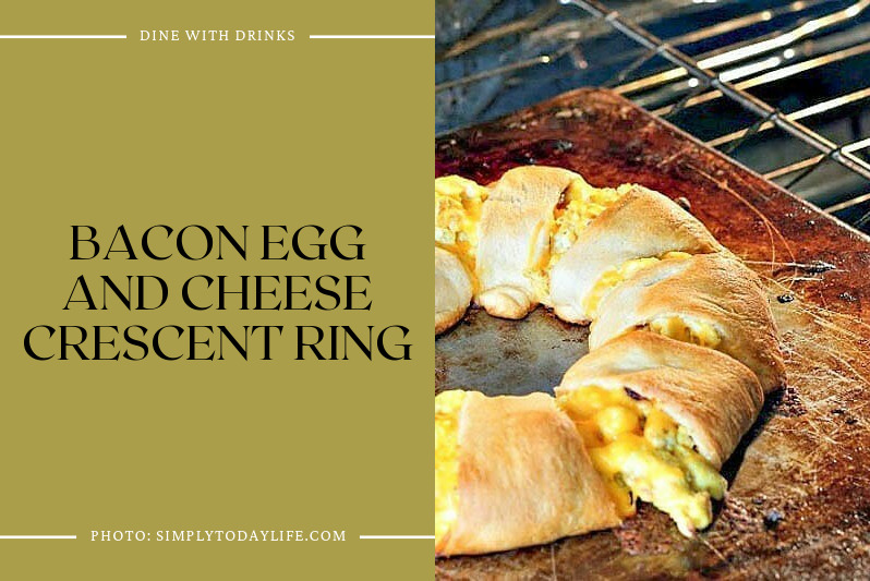 Bacon Egg And Cheese Crescent Ring