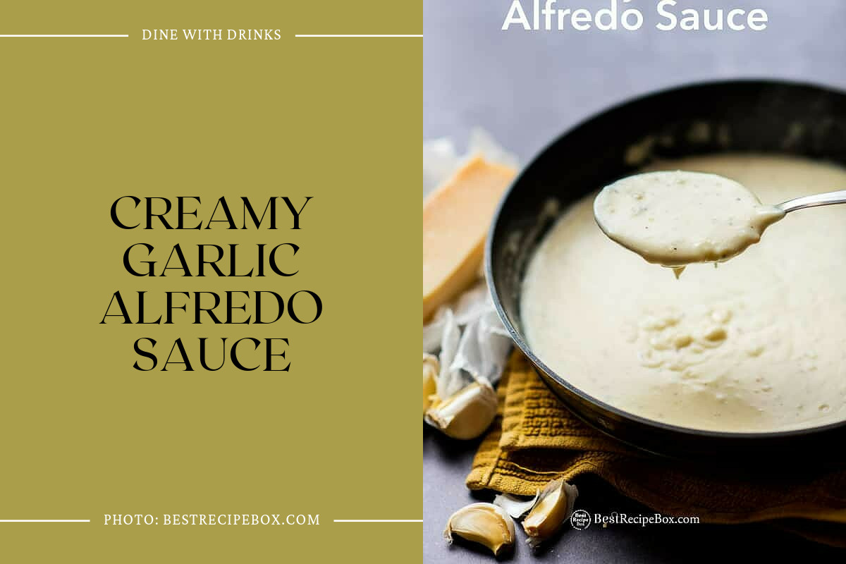Creamy Garlic Alfredo Sauce