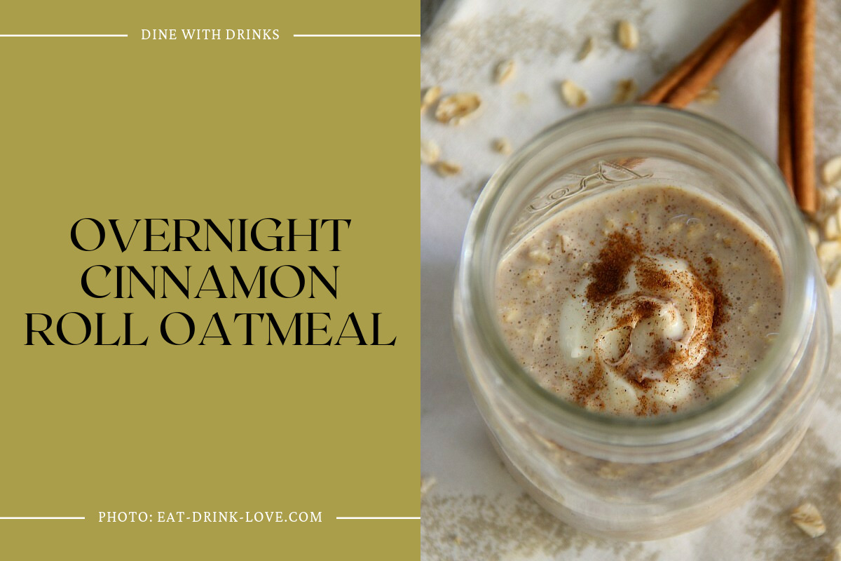 Overnight Cinnamon Roll Oatmeal