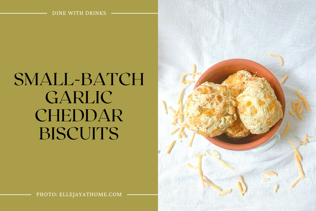 Small-Batch Garlic Cheddar Biscuits